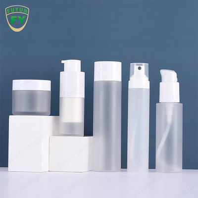 50ml stellen transparente Plastikpumpflaschen Skincare Creme-Behälter gegenüber